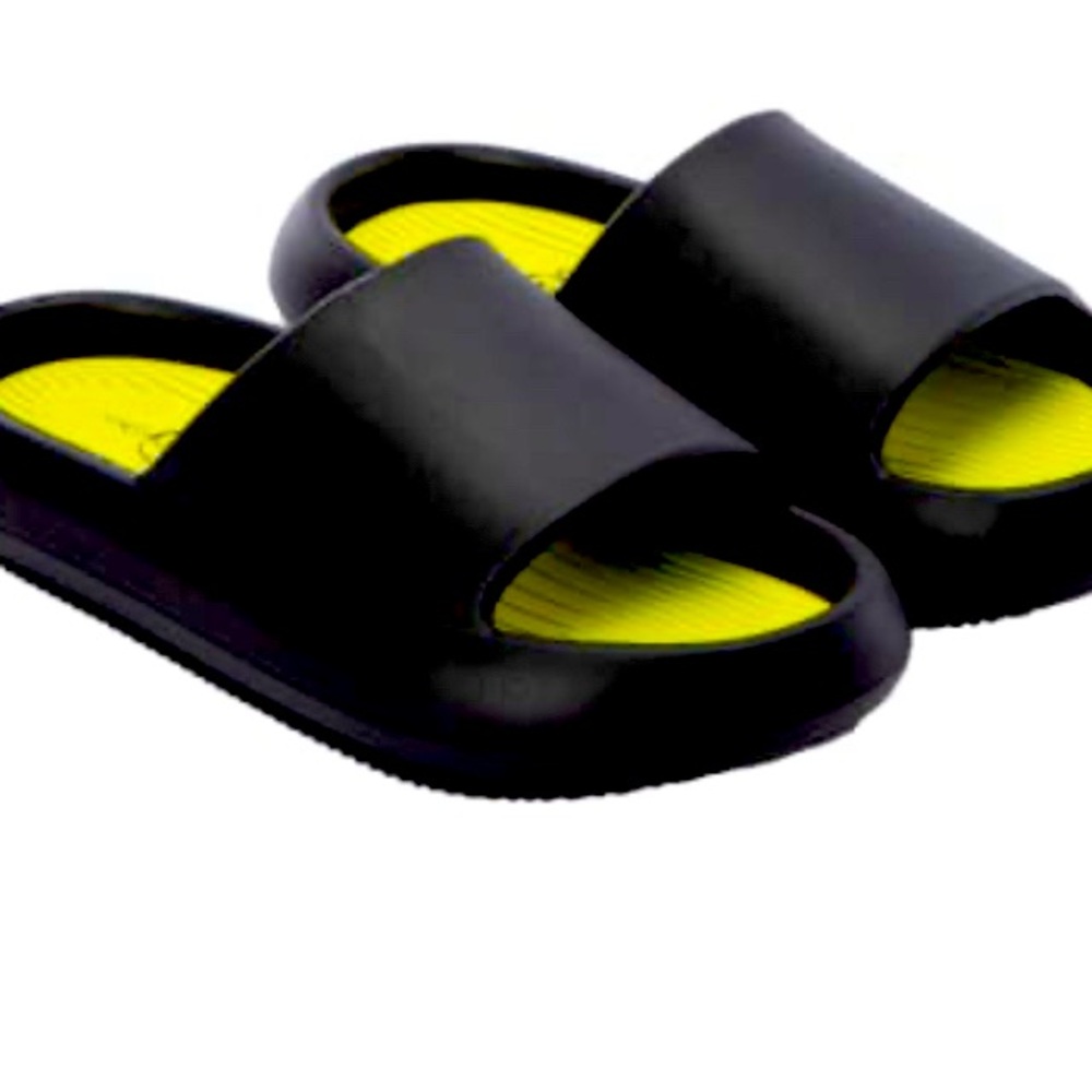 Ladies Wide-Band Slide Sandals